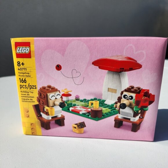 NEW LEGO Hedgehog Picnic Date 40711 Building Toy Animal Figures Playset Toys and - Picture 4 of 16